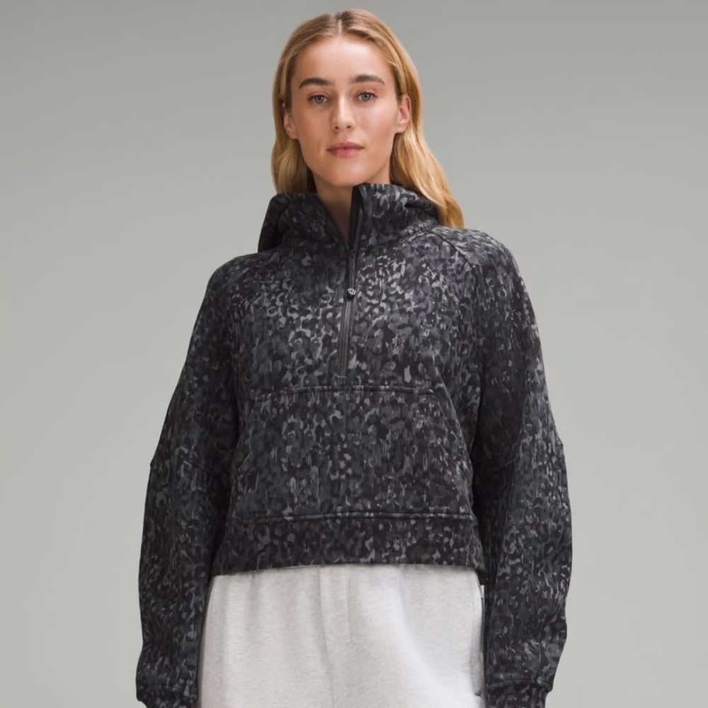 lululemon
Scuba Oversized Half-Zip Hoodie